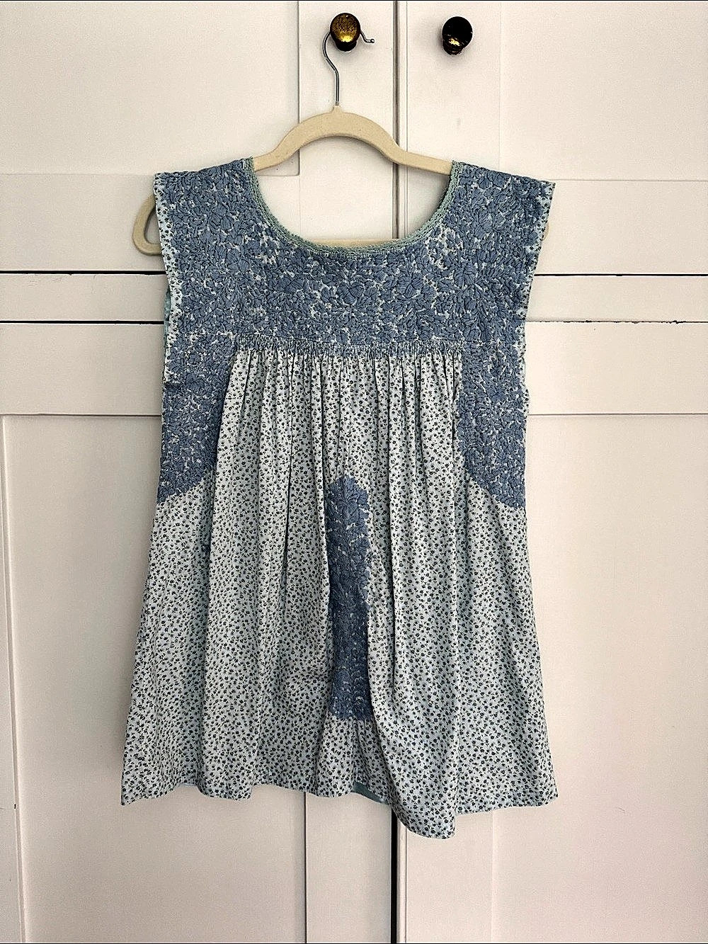 Mi Golondrina Floral Embroidered Dress Blue & White Small